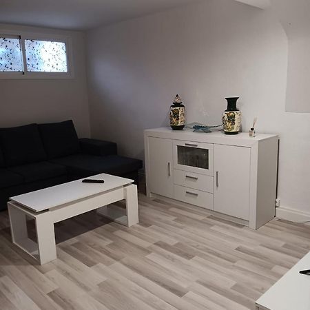Apartamento Triana Apartment Alovera Exterior photo